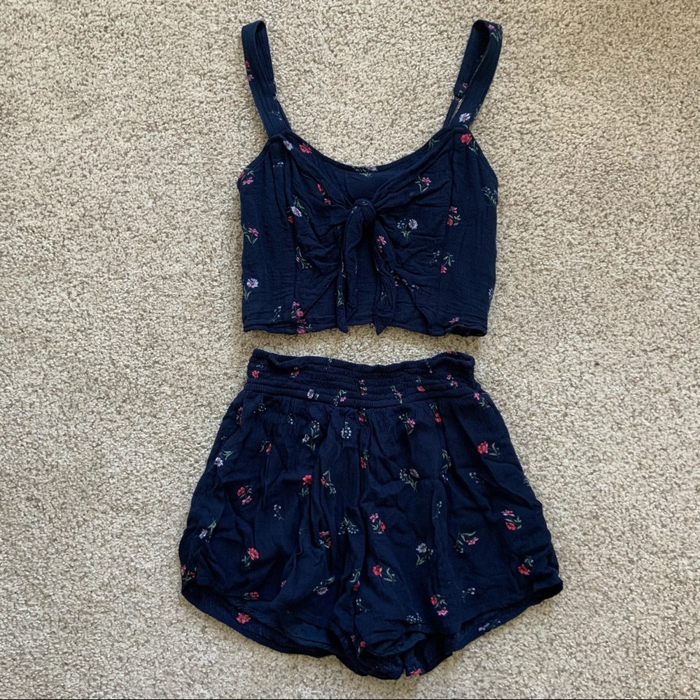 hollister woven matching set